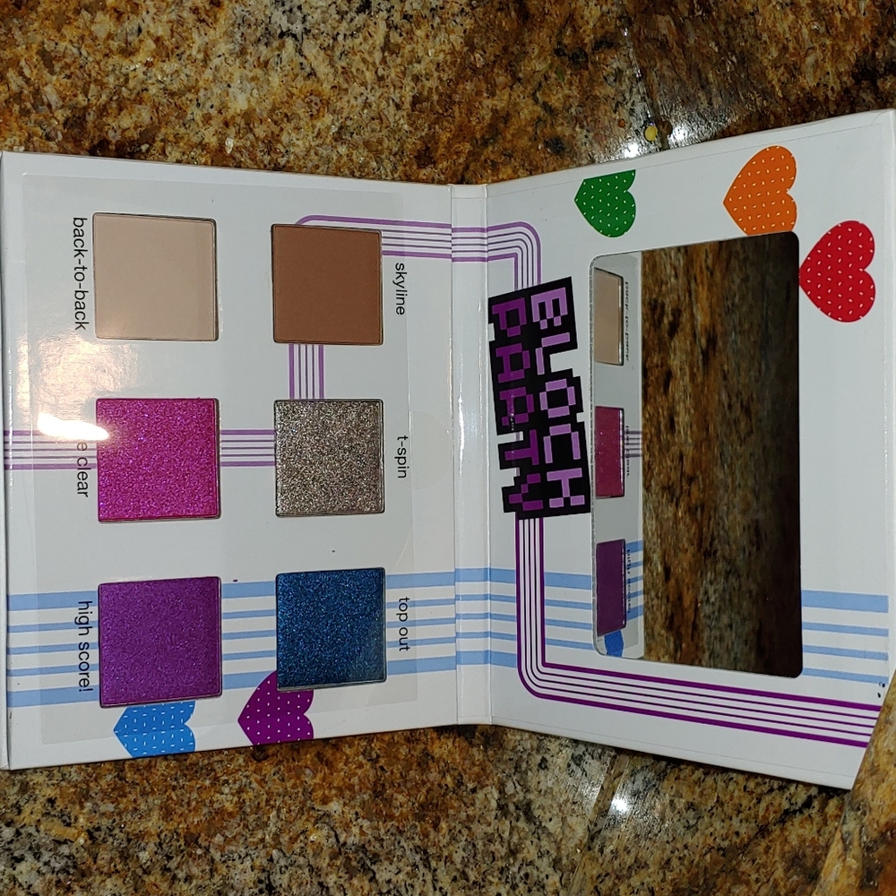 Tetris Eyeshadow Palette